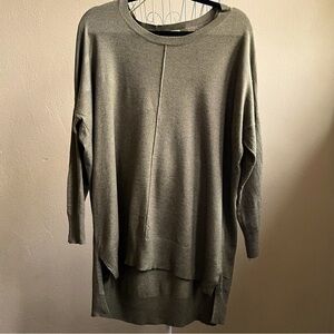 Dreamers oversized green sweater, Size L. EUC.